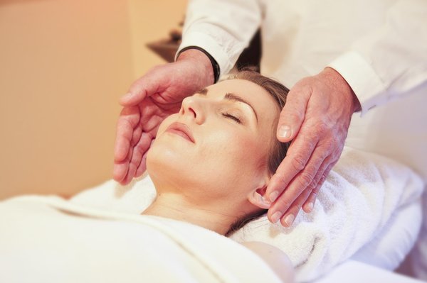 Consultation reiki à neufchâteau : Équilibrez votre énergie